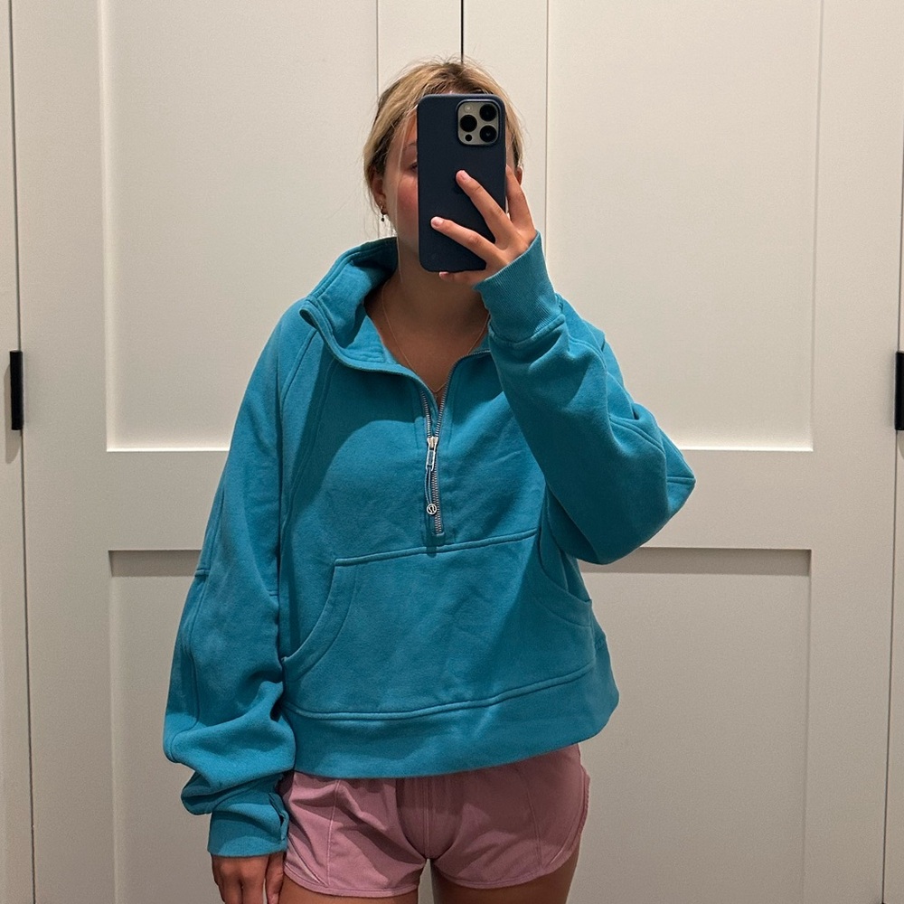 Lululemon Scuba